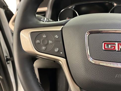 Used 2023 GMC Acadia Denali w/ Denali Ultimate Package AWD/4WD image 23