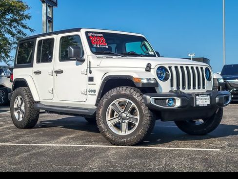 Used 2022 Jeep Wrangler Unlimited Sahara w/ Cold Weather Group AWD/4WD image 1