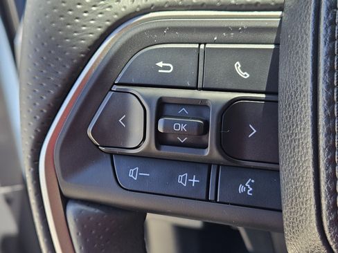 Used 2025 Toyota 4Runner TRD Off-Road AWD/4WD image 25