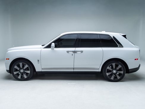Used 2019 Rolls-Royce Cullinan AWD/4WD image 53