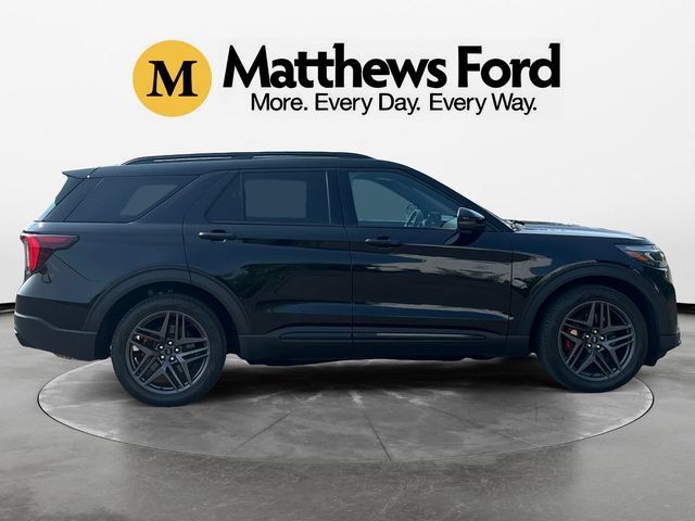 Certified 2025 Ford Explorer ST w/ Sun And Sound Package AWD/4WD image 6