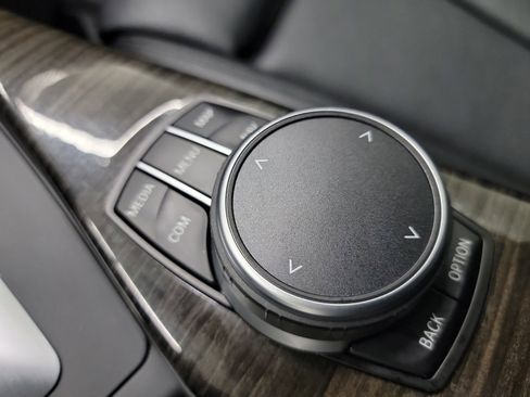 Used 2020 BMW 230i xDrive Coupe w/ Convenience Package image 34