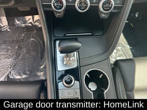 Used 2021 Genesis G70 2.0T AWD/4WD image 28