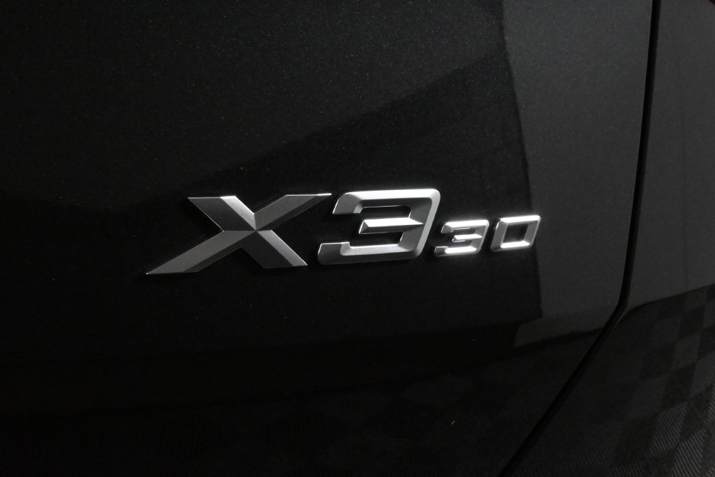 Used 2025 BMW X3 xDrive30i w/ Convenience Package AWD/4WD image 39