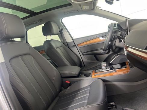 Certified 2023 Audi Q5 2.0T Premium w/ Convenience Package image 13