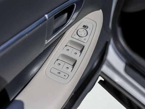 Used 2022 Hyundai Sonata SEL FWD image 23