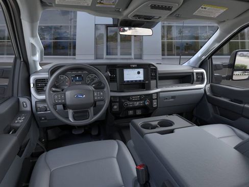 New 2026 Ford F350 XL w/ 360-Degree Camera Package RWD image 10
