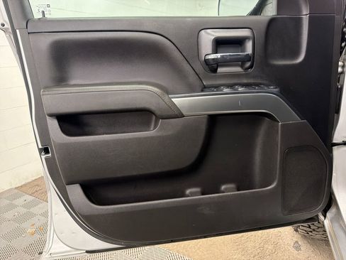 Used 2018 Chevrolet Silverado 1500 LT RWD image 14