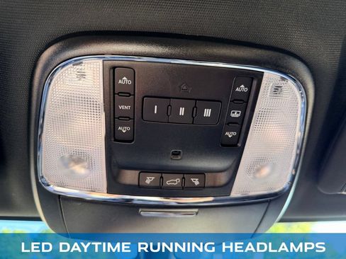Used 2019 Jeep Grand Cherokee Limited w/ Luxury Group II AWD/4WD image 19