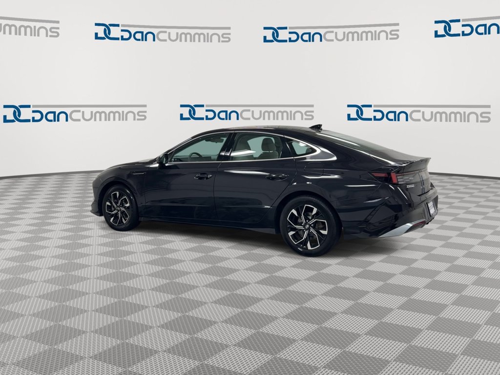 Used 2024 Hyundai Sonata SEL FWD image 6