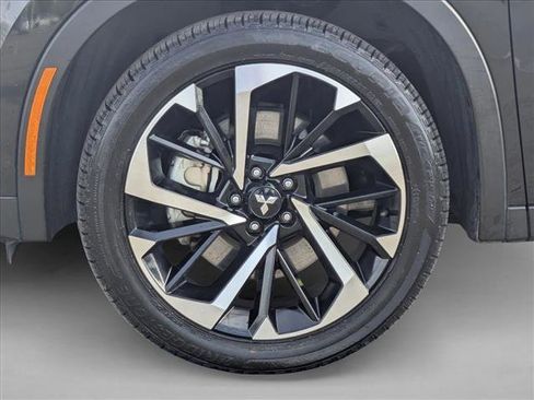Used 2024 Mitsubishi Outlander 4WD Plug-In Hybrid image 26