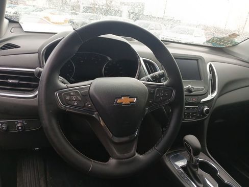 Used 2024 Chevrolet Equinox LT image 17