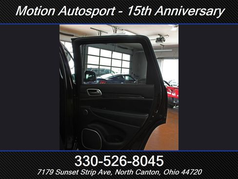 Used 2016 Jeep Grand Cherokee SRT AWD/4WD image 46