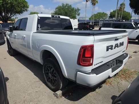 Used 2026 RAM 2500 Limited AWD/4WD image 3