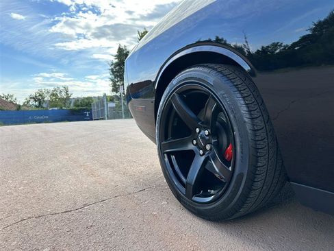 Used 2021 Dodge Challenger SRT Hellcat w/ Plus Package image 40