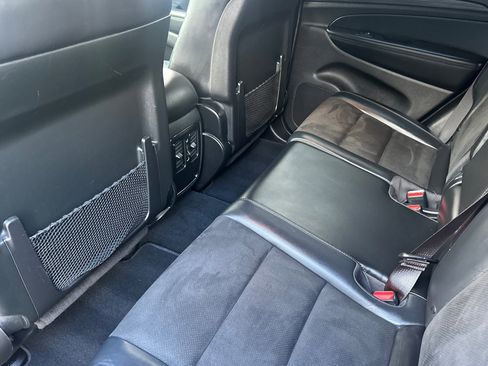 Used 2019 Jeep Grand Cherokee Laredo w/ Laredo X Package image 27