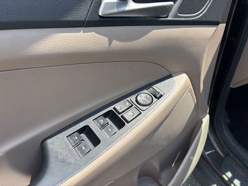 Used 2020 Hyundai Tucson Value image 13