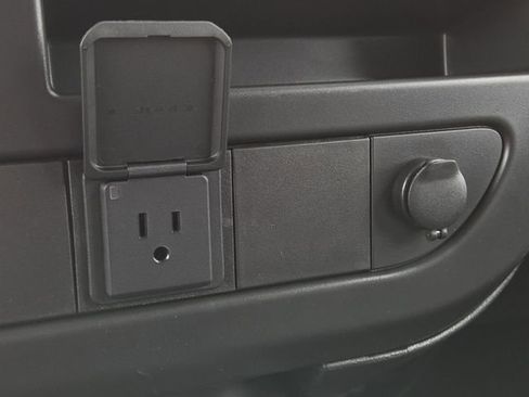 New 2026 GMC Savana 2500 w/ Driver Convenience Package image 6