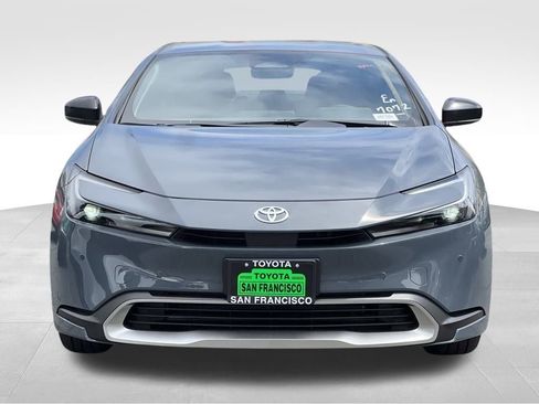 New 2026 Toyota Prius Plug-In Hybrid image 5