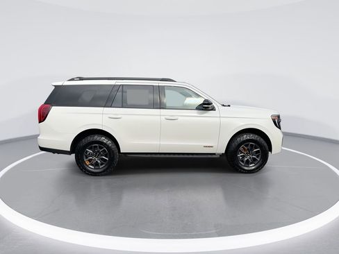 New 2026 Ford Expedition Tremor image 9
