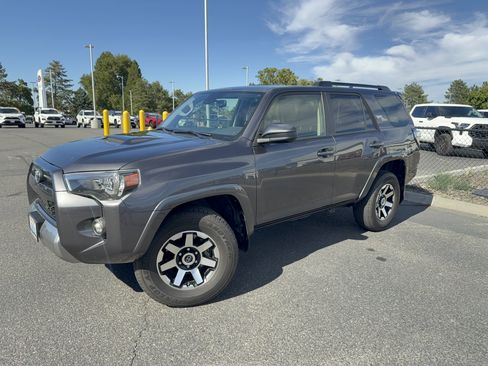 Used 2023 Toyota 4Runner TRD Off-Road AWD/4WD image 33