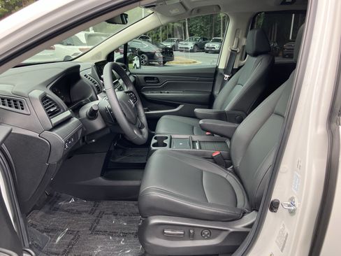 Certified 2026 Honda Odyssey EX-L image 16