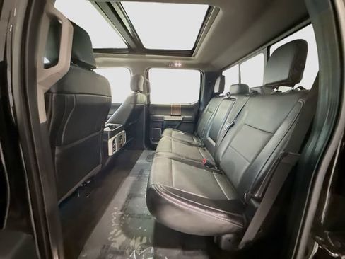 Used 2015 Ford F150 Lariat w/ Equipment Group 502A Luxury AWD/4WD image 22