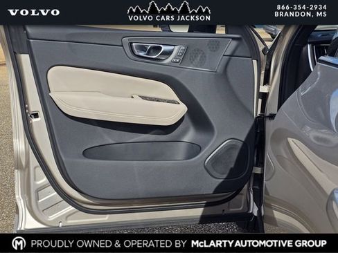 New 2026 Volvo XC60 T8 Plus w/ Protection Package Premier AWD/4WD image 15