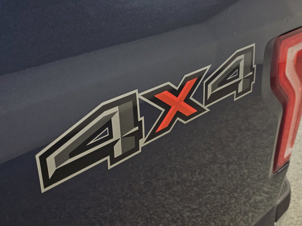 Used 2017 Ford F150 XLT w/ Equipment Group 302A Luxury AWD/4WD image 31