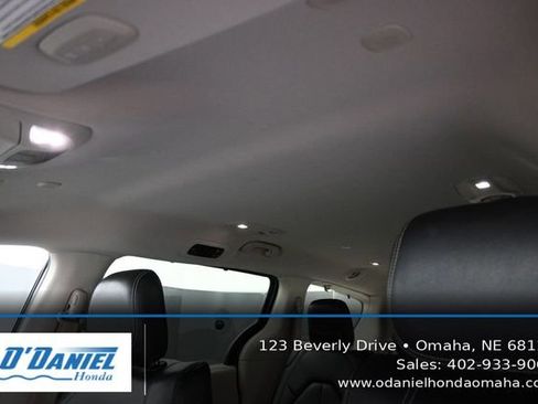 Used 2022 Chrysler Pacifica Touring-L FWD image 34