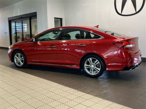 Used 2018 Hyundai Sonata Sport image 4