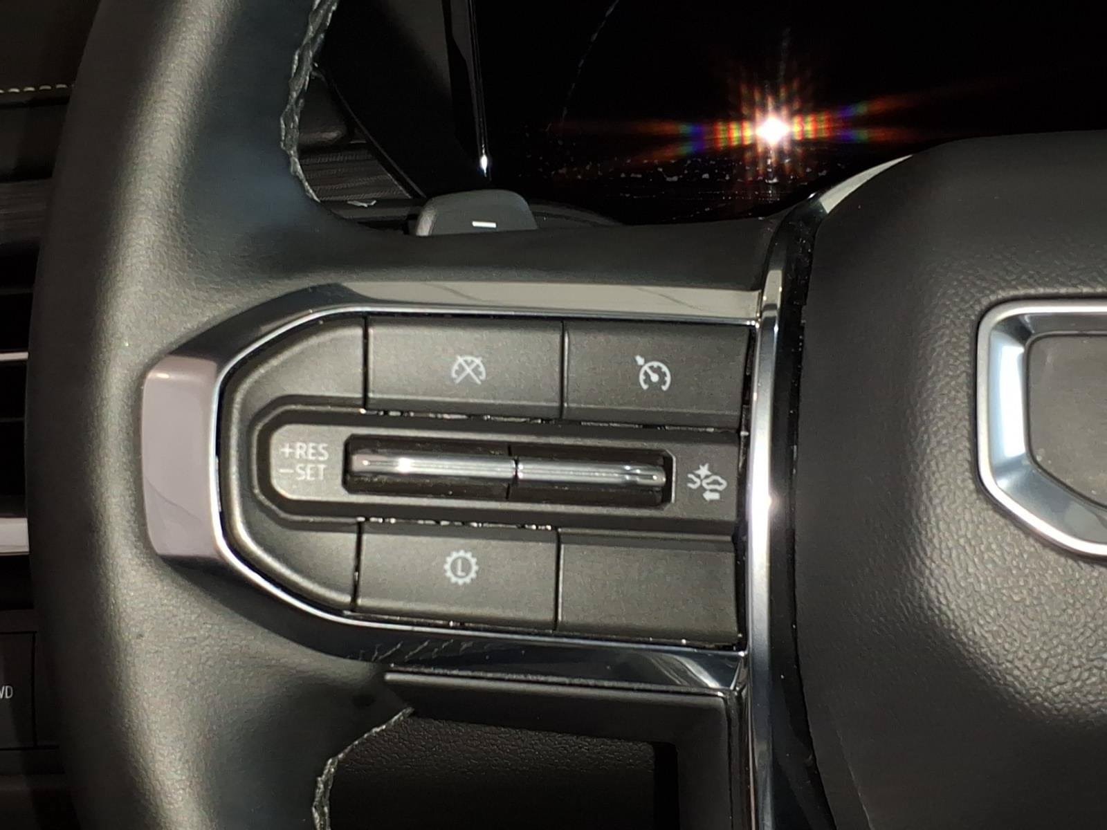 Used 2026 GMC Acadia Elevation w/ Black Edition AWD/4WD image 36