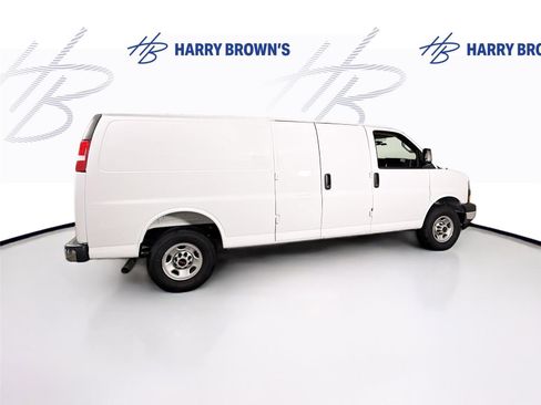 New 2026 GMC Savana 3500 Extended RWD image 28