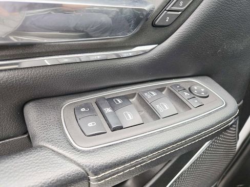 Used 2023 RAM 1500 Laramie image 36