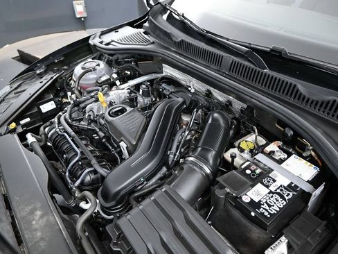 Used 2024 Volkswagen Jetta SE FWD image 20