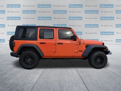 Used 2018 Jeep Wrangler Unlimited Sport S image 4