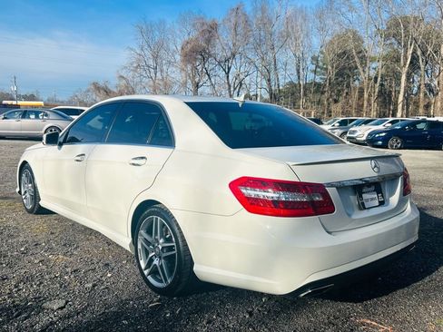 Used 2010 Mercedes-Benz E 350 Sedan image 4
