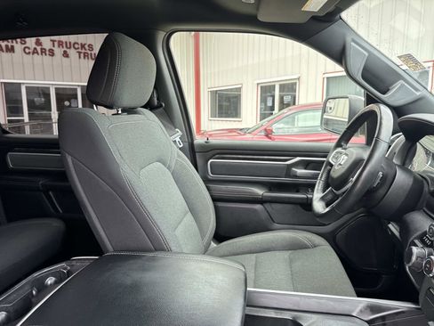 Used 2020 RAM 1500 Big Horn RWD image 10