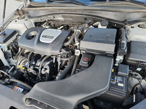 Used 2020 Kia Optima Premium image 18