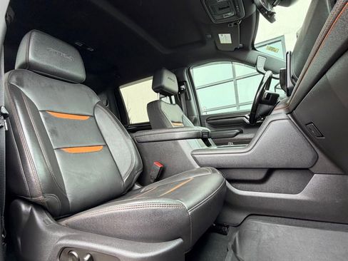 Used 2024 GMC Sierra 2500 AT4 w/ Technology Package AWD/4WD image 21