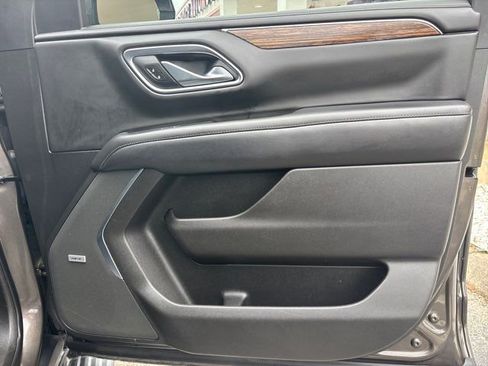 Used 2021 Chevrolet Suburban High Country image 57