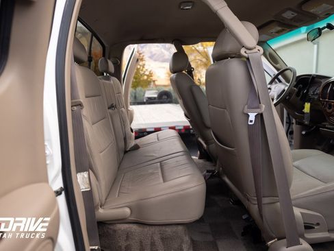 Used 2001 Toyota Tundra Limited image 16