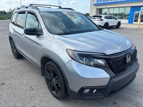 Used 2019 Honda Passport Sport image 17