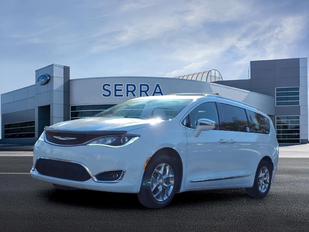 Used 2019 Chrysler Pacifica Limited FWD image 1