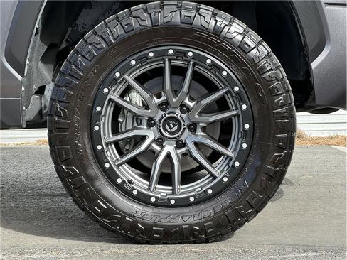 Used 2022 Toyota Tundra Limited w/ TRD Off-Road Package image 29