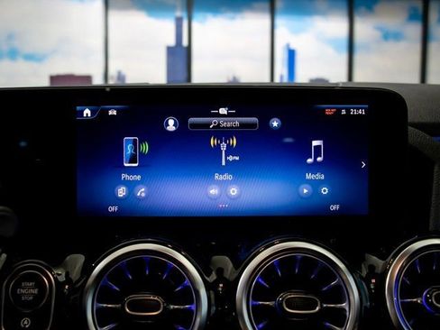 Used 2026 Mercedes-Benz GLA 250 4MATIC image 19