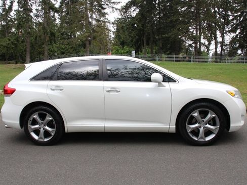 Used 2009 Toyota Venza AWD image 14