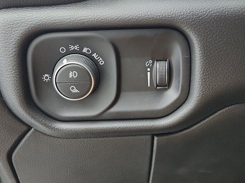 New 2025 RAM 2500 Tradesman image 40