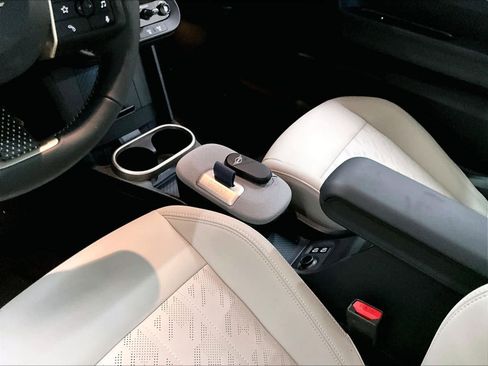 Used 2025 MINI Cooper S image 19