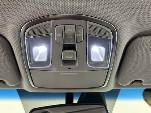 Used 2017 Hyundai Sonata Limited w/ Ultimate Package 02 image 31